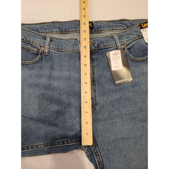NWT Lee Mens *40 x 30 Regular Boot Cut Jeans Worth It Medium Blue *Read - Picture 9 of 11